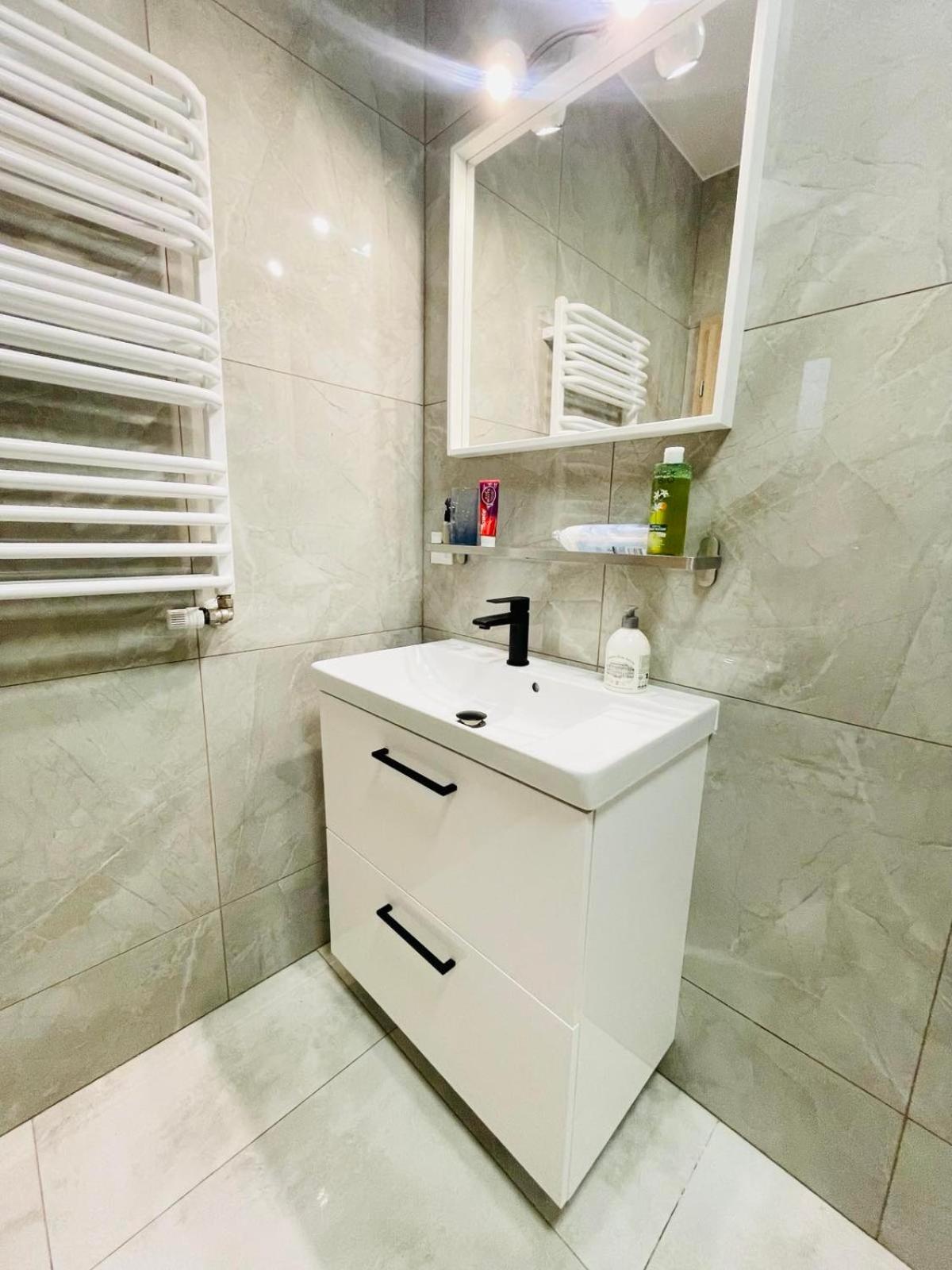 Appartement Aleja Powstancow Wielkopolskich à Szczecin Extérieur photo